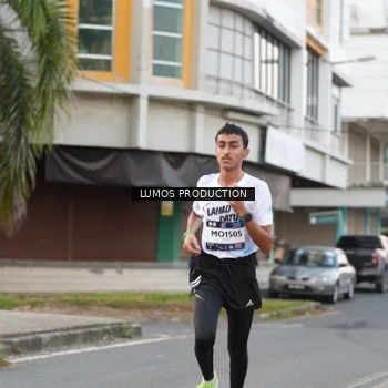 Runner Photo 7997384