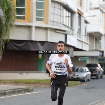 Runner Photo 7997385