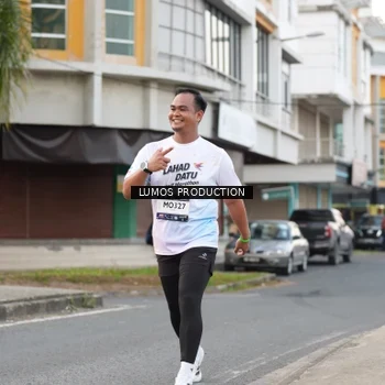 Runner Photo 7997388