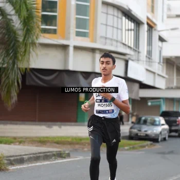 Runner Photo 7997390