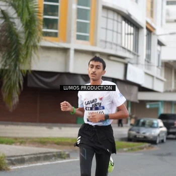 Runner Photo 7997391