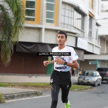 Runner Photo 7997392