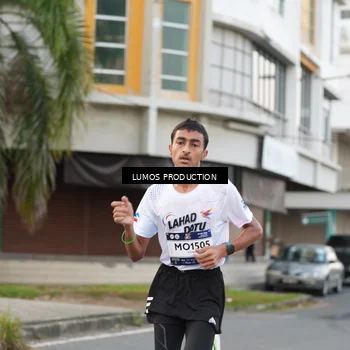 Runner Photo 7997394