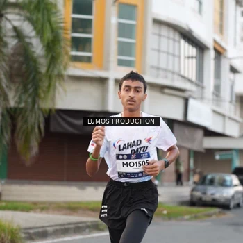 Runner Photo 7997398