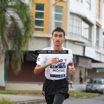 Runner Photo 7997399