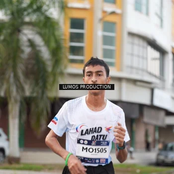 Runner Photo 7997411