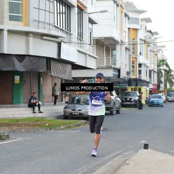 Runner Photo 7997424