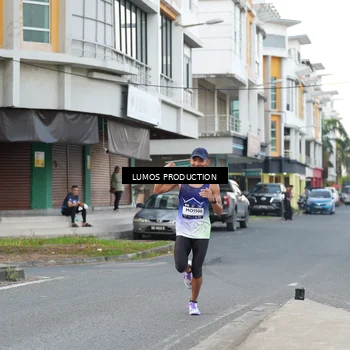 Runner Photo 7997425