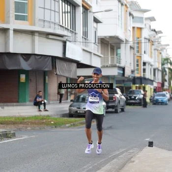 Runner Photo 7997426