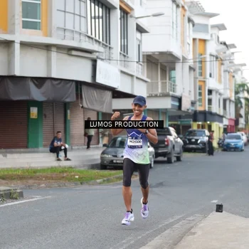 Runner Photo 7997430