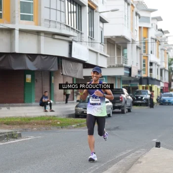 Runner Photo 7997431