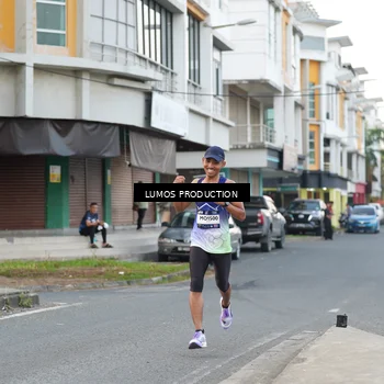 Runner Photo 7997434