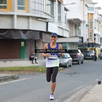 Runner Photo 7997443