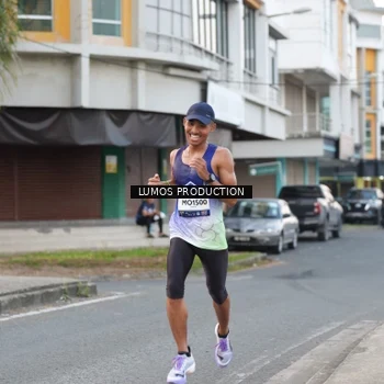 Runner Photo 7997446