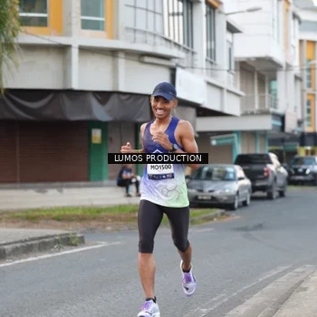 Runner Photo 7997449