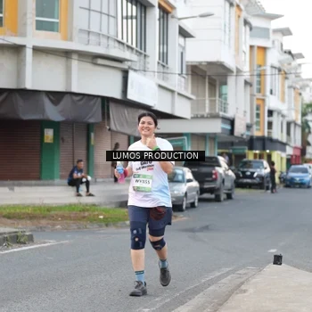 Runner Photo 7997473