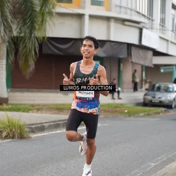 Runner Photo 7997506