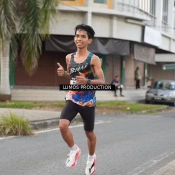 Runner Photo 7997509