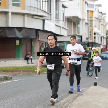 Runner Photo 7997512