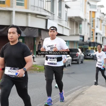 Runner Photo 7997522
