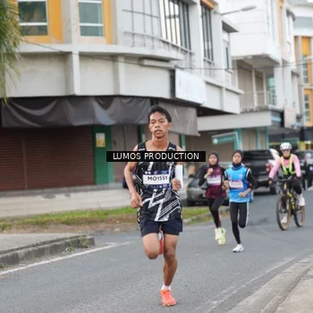 Runner Photo 7997541