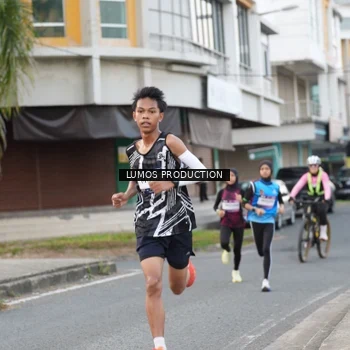 Runner Photo 7997550