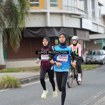 Runner Photo 7997562