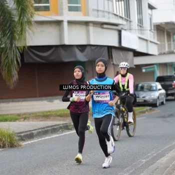 Runner Photo 7997563