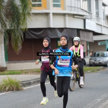 Runner Photo 7997565