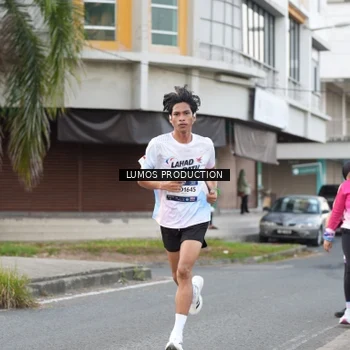 Runner Photo 7997570