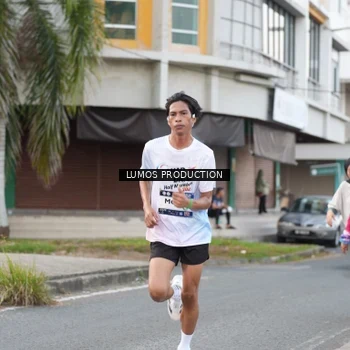 Runner Photo 7997571