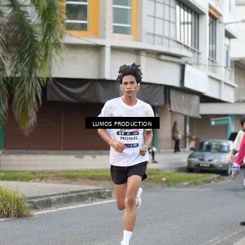Runner Photo 7997572