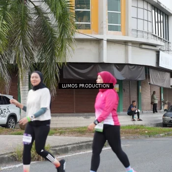 Runner Photo 7997576
