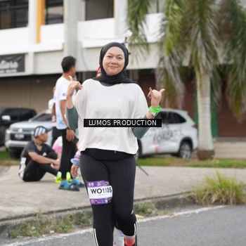 Runner Photo 7997604