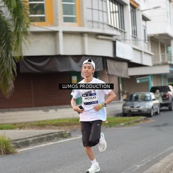 Runner Photo 7997911