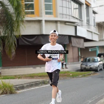 Runner Photo 7997920