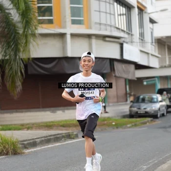 Runner Photo 7997921