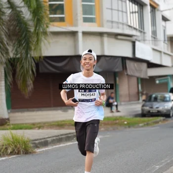 Runner Photo 7997924