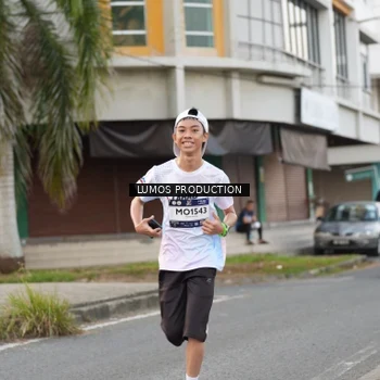 Runner Photo 7997925