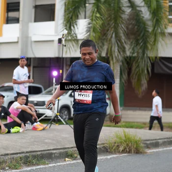 Runner Photo 7997939