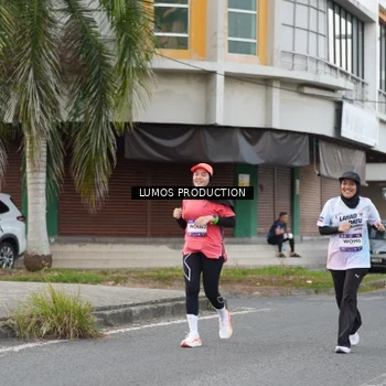 Runner Photo 7997947