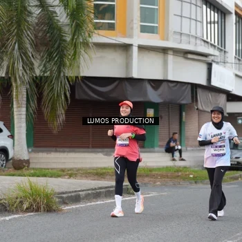 Runner Photo 7997951