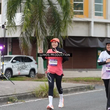 Runner Photo 7997956