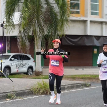 Runner Photo 7997958