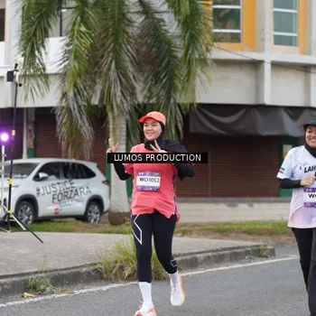 Runner Photo 7997960
