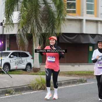Runner Photo 7997964