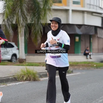 Runner Photo 7997975