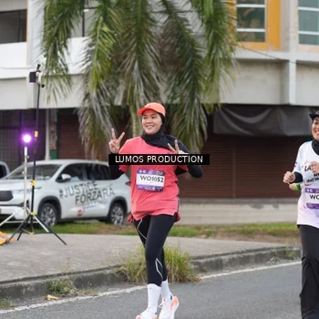 Runner Photo 7997977