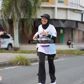 Runner Photo 7997978