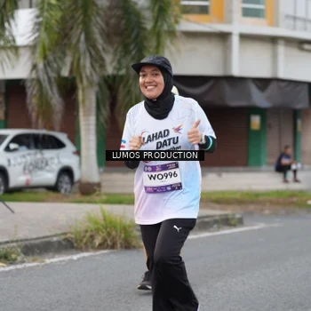 Runner Photo 7997981